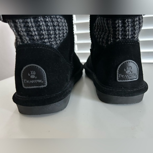 BearPaw boots, like new. - Picture 6 of 8